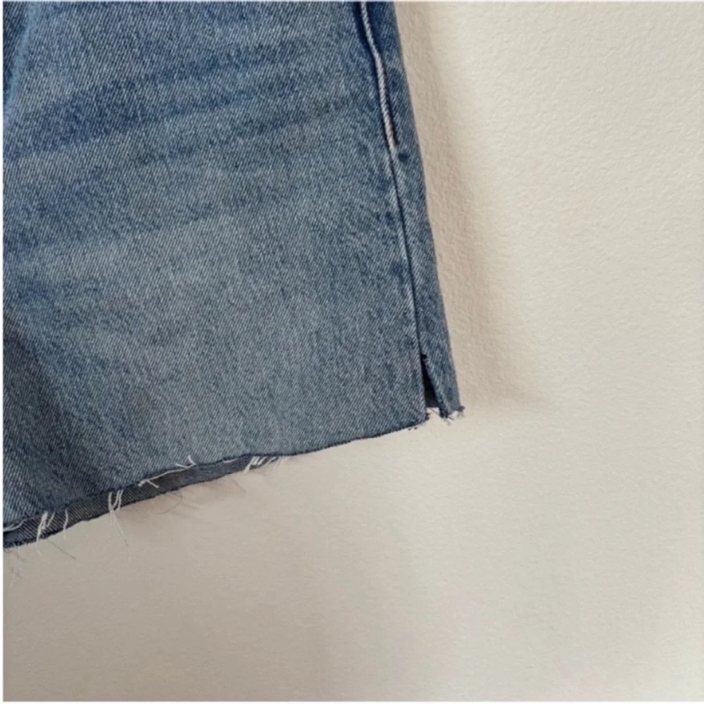 Levis Wedgie High Rise Shorts Cutoff Classic Denim Cotton Medium Blue Size 26 - Picture 3 of 11